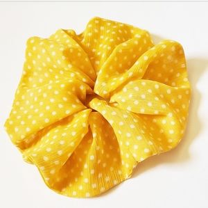 HANDMADE POLKA DOT YELLOW SCRUNCHIE